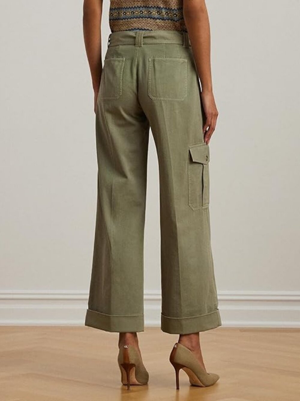 Lauren Ralph Lauren Pleated Cotton Twill Wide-Leg Cargo Pants, size 4 - Picture 2 of 10